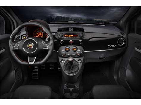 2013 FIAT 500: 52 Interior Photos | U.S. News