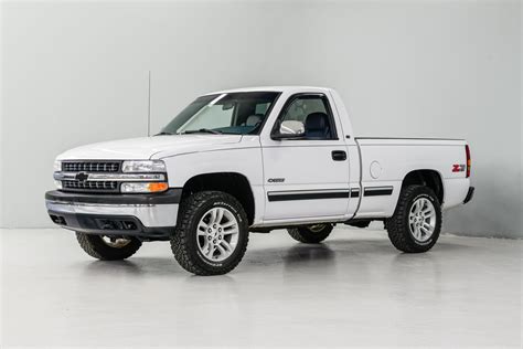 1999 Chevrolet Silverado 1500 Z71 | Auto Barn Classic Cars