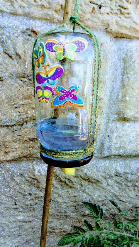 Free Range Education : DIY Butterfly feeder