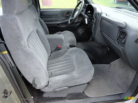 2001 Chevrolet S10 LS Regular Cab interior Photo #50923542 | GTCarLot.com