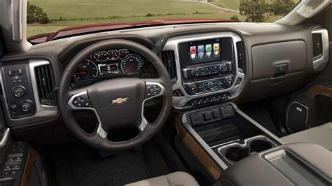 2015 Chevy Duramax Interior