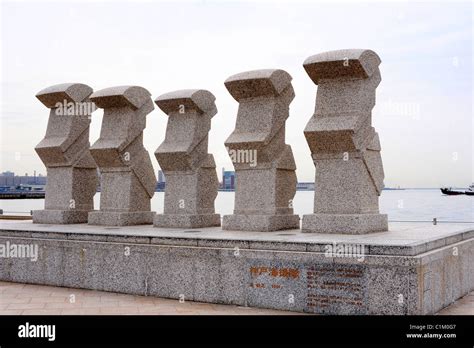 Earthquake memorial sculpture at Meriken Park, Kobe, Japan Stock Photo ...