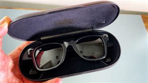 Facebook's smart Ray-Ban glasses are disappointingly familiar - CNET