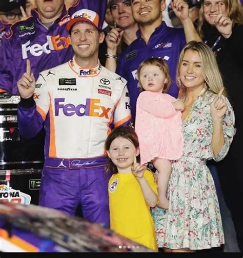 Denny Hamlin Married, Girlfriend, Net Worth, Family Details