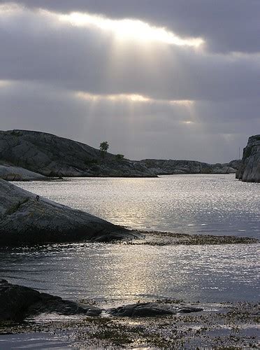 Mixed weather at Tjälleskär | Mixed weather at Tjälleskär in… | Flickr