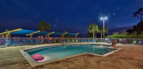 Amenities: Pool, Deck, Private Beach | Santa Rosa RV Resort