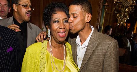 Aretha Franklin celebrates 72nd birthday with family, famous friends ...