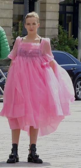 Villanelle | Pink tulle dress, Everyday outfit inspiration, Fashion