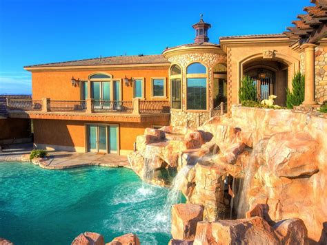 Astonishing Mansion in Nevada | Others