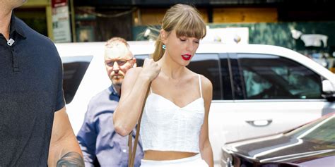 Taylor Swift Does New York Spring in a Breezy All-White Outfit