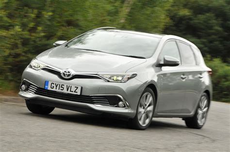 Toyota Auris & Auris Hybrid Review (2019) | Autocar