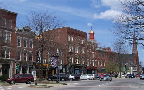 Keene Funeral Homes, funeral services & flowers in New Hampshire