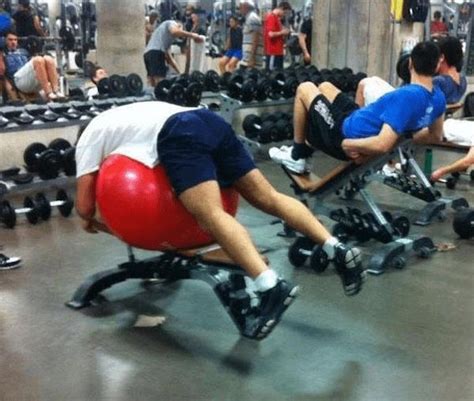 Best of Funny Gym Fails Accidents - Slydor - Your Daily Dose Of Fun ...