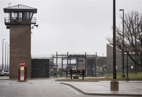 COVID-19 Surging in State Prisons » Urban Milwaukee