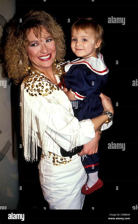 16339.TANYA TUCKER AND DAUGHTER. / TANYATUCKERRETRO(Credit Image: Â© Judie Burstein/Globe Photos ...