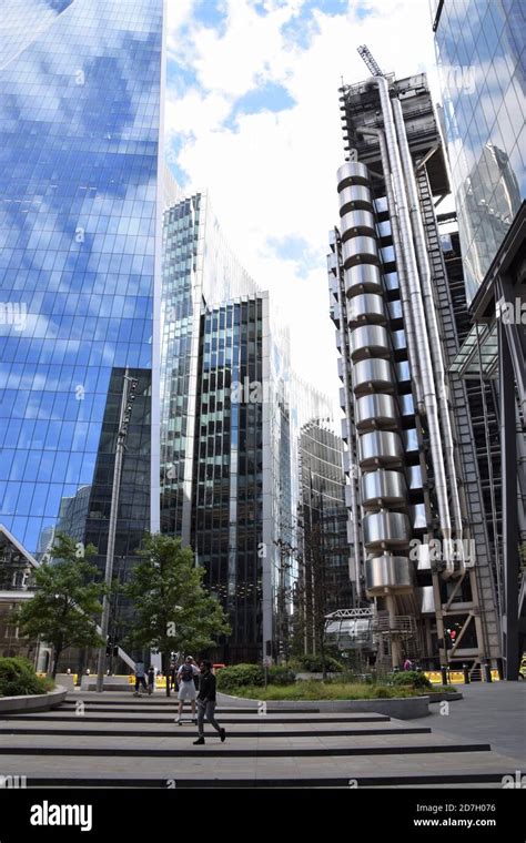 Lloyd's Building and City of London architecture Stock Photo - Alamy