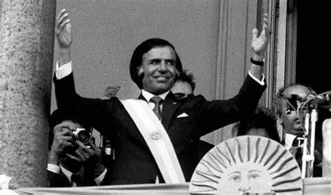 8 de julio de 1989, Carlos Saúl Menem asume la presidencia