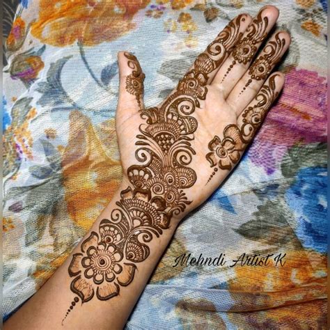 20+ Arabic Mehndi Designs For Front Hand to Steal your Heart! - Tikli