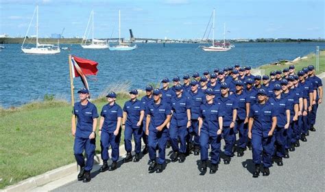 √ United States Coast Guard Academy Visit - Va Navy USA