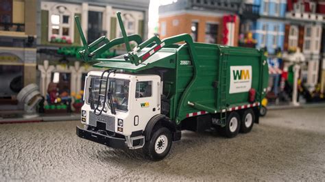 Toy Garbage Truck Wm Mack Side Loader – Wow Blog