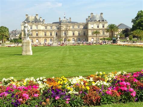 A Year in France: Jardin du Luxembourg or Luxembourg Gardens