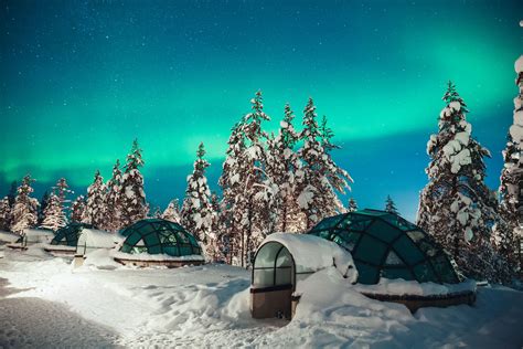 Kakslauttanen-glass-igloo-Northern-Lights-2 - Lapland Welcome in Finland