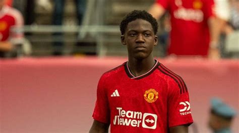 Manchester United's rising star Kobbie Mainoo earns high praise from ...