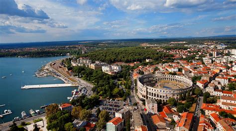 Monterrasol private tours to Pula, Croatia. Travel agency offers custom ...