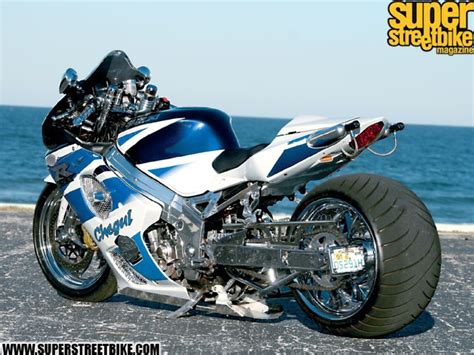 Suzuki Gsxr 1000 Street Bike