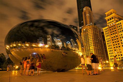 Chicago Bean Night Stock Photos, Pictures & Royalty-Free Images - iStock