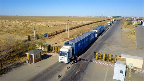 China Focus: Mongolia-donated sheep arrive in north China border city - Xinhua | English.news.cn