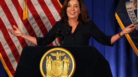 This is how they received the inauguration of Kathy Hochul in New York ...