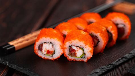 Tobiko Vs. Masago: The Major Difference Between These Fish Eggs