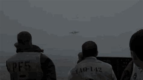 Super Honret Crazy Landing GIF - Super Honret Crazy Landing Aircraft Carrier - Discover & Share GIFs