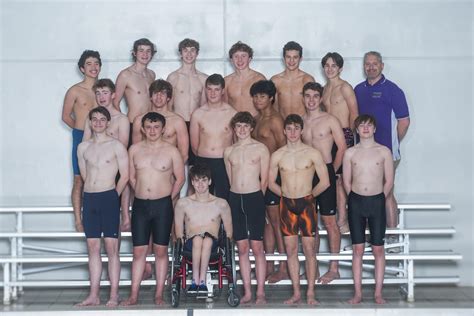 Boys Swim & Dive