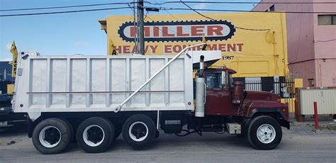 Used 2004 Mack RD Dump Truck for Sale in Medley, Florida