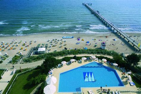 Maritim Seehotel Timmendorfer Strand in Germany - Room Deals, Photos ...