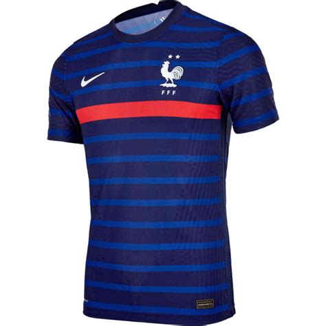 Why is there a rooster on the French soccer jersey? - The Instep