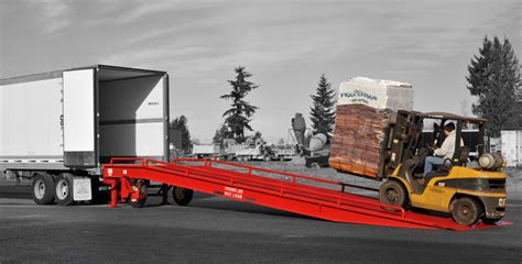 Portable Semi Loading Dock | Dura Ramp