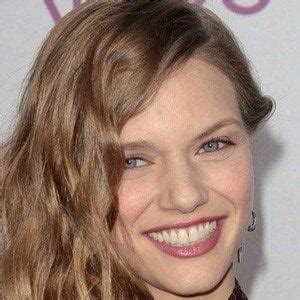 Tracy Spiridakos - Age, Family, Bio | Famous Birthdays