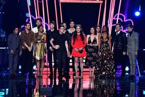 13 Reasons Why Cast | 2017 MTV Movie and TV Awards Pictures | POPSUGAR ...