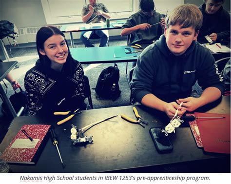 IBEW 1253 Pre-Apprenticeship Program Introduces High School Students to the Trades | Maine AFL-CIO