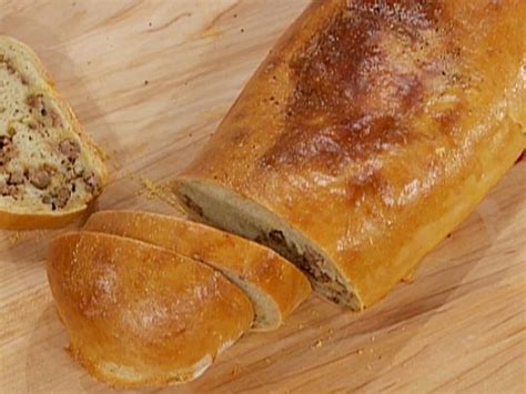 Spicy Italian Sausage and Cheese Bread Recipe | Food Network