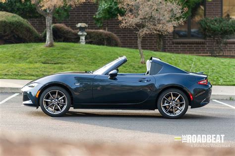 Review: 2022 Mazda MX-5 Miata RF is a DIY joy