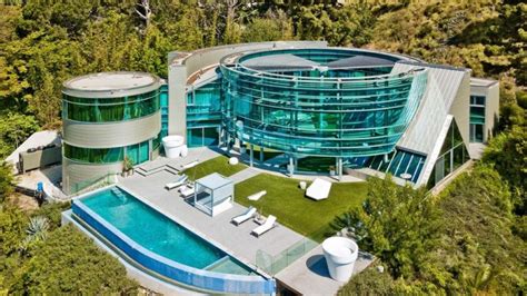 Justin Bieber’s Former LA Home Looks Like a Giant Salad Spinner. Now It’s on the Market for $15 ...