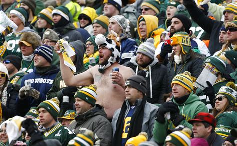 Which NFL Team Has the Most Fans? | The Poolside Post