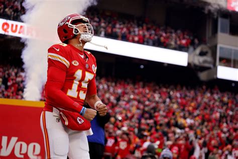 Kansas City Chiefs clinch AFC West; Fans React