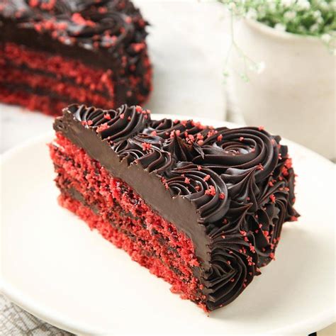 Share 61+ red velvet chocolate cake best - awesomeenglish.edu.vn