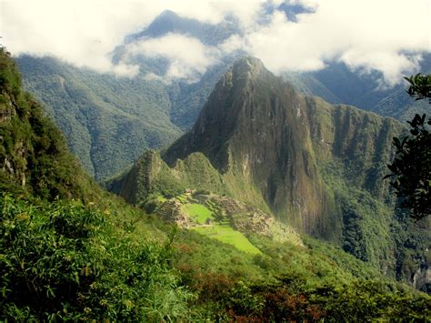 A Guide to Hiking Machu Picchu Mountain (Montaña) - The Only Peru Guide