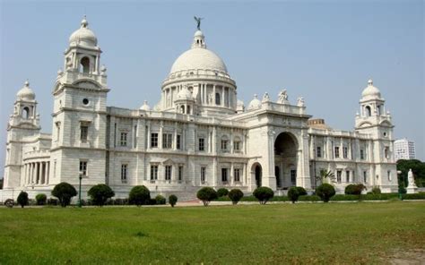 Attractions Of Calcutta Including Indian Museum